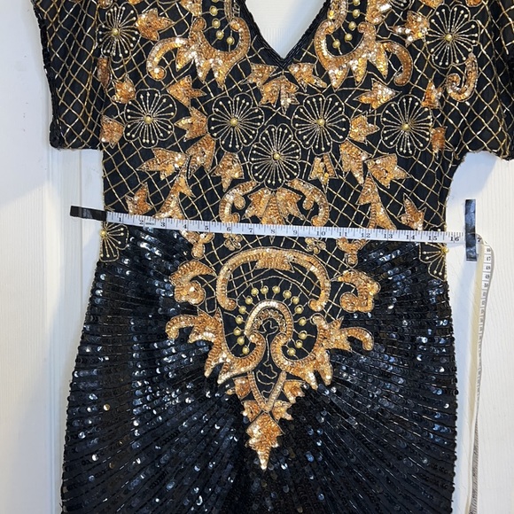 Beautiful Vintage Silk Beaded Black and Gold Dress size M by Carina - Picture 13 of 15
